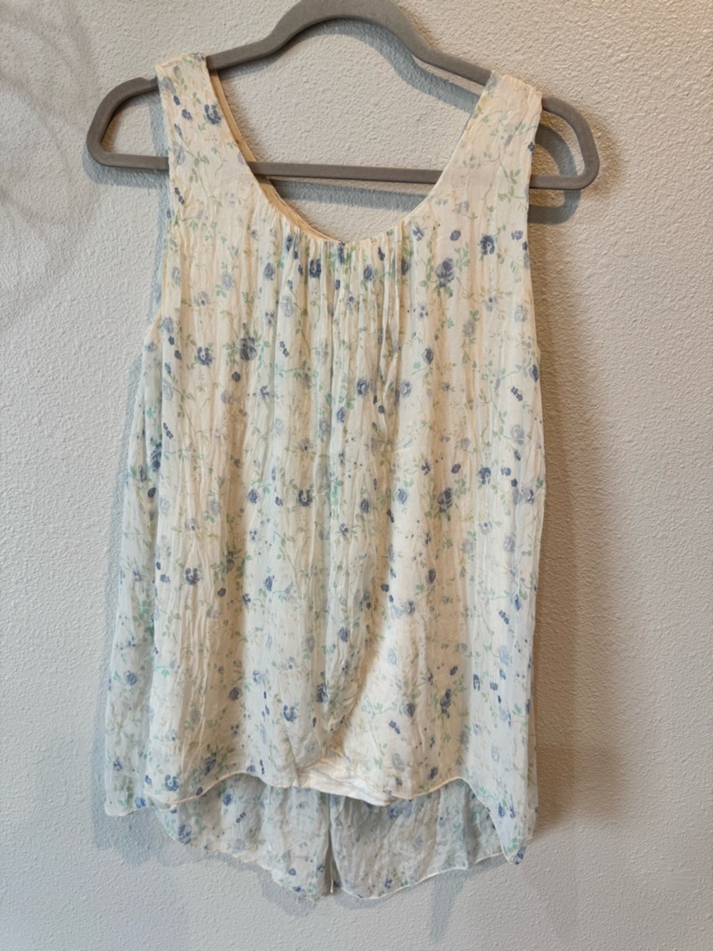 Made in Italy Silk Bellambia Flowy to With Flowers. Size M